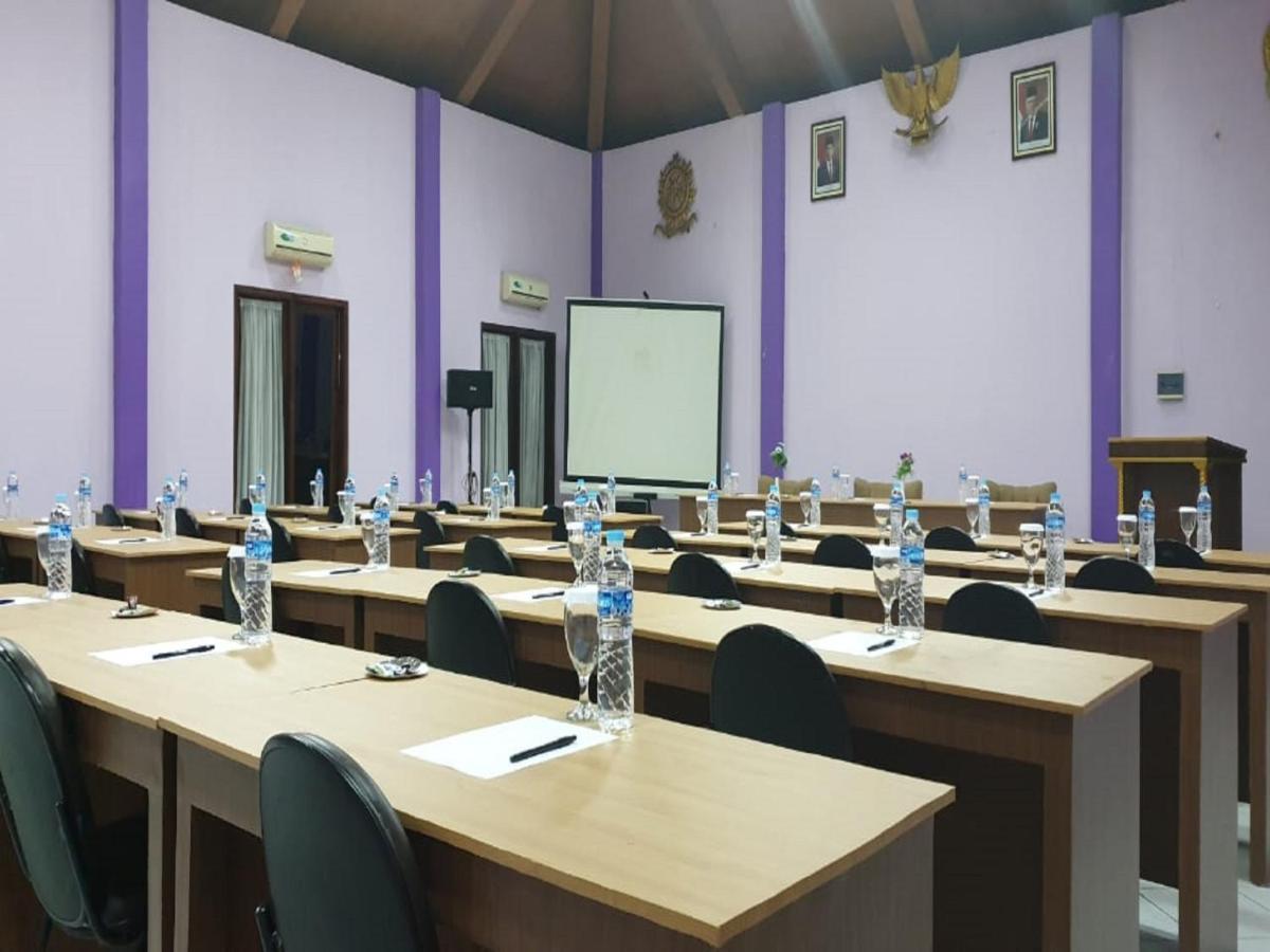 Hotel Signature Mandala Kencana Cianjur Luaran gambar