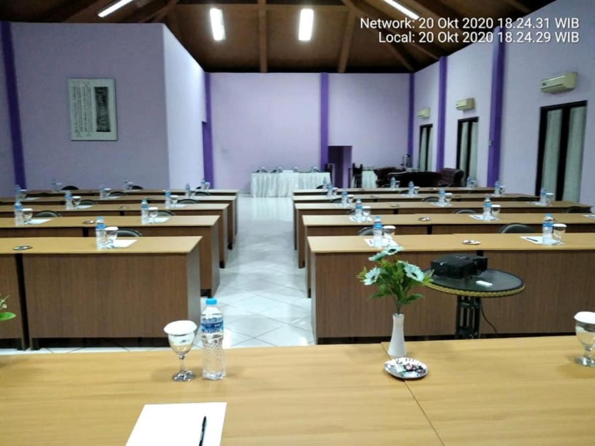 Hotel Signature Mandala Kencana Cianjur Luaran gambar